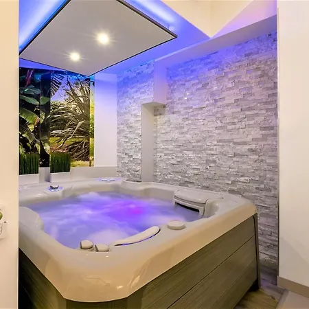 Relax Spa, Avec Jacuzzi A Dijon Exterior photo